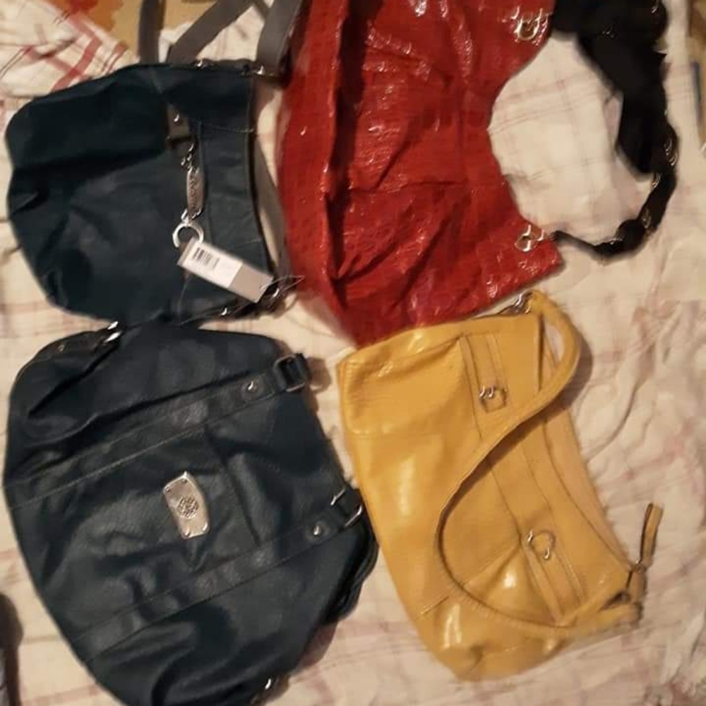 Purses - Picture 2 of 5